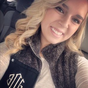 Meet your Posher, Jessica